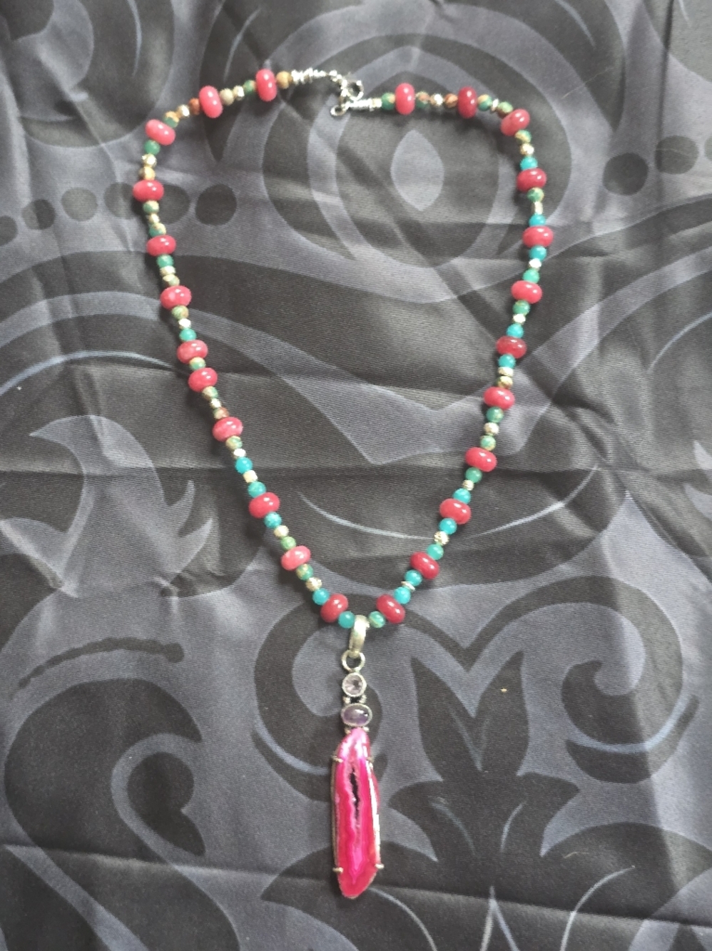 Colorful Beaded Necklace with Pink and Turquoise Colored Bead